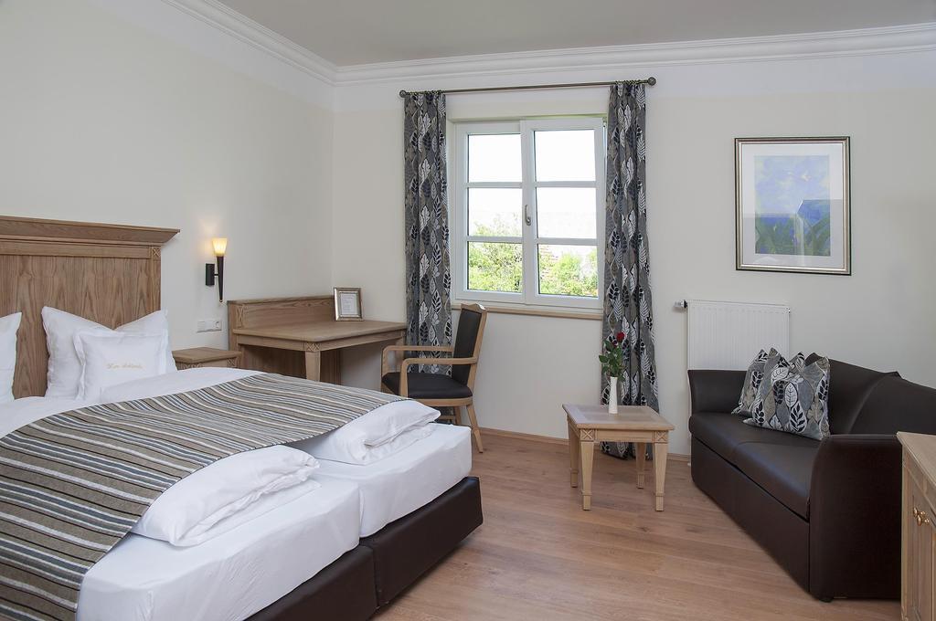 Hotel Zum Schloessle Finningen Habitación foto
