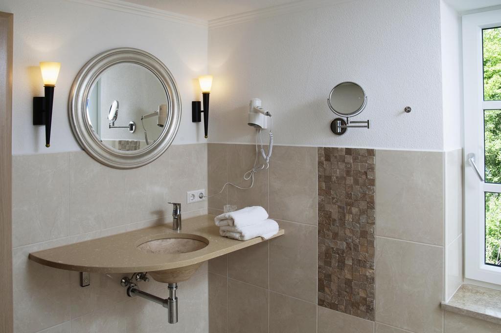 Hotel Zum Schloessle Finningen Habitación foto